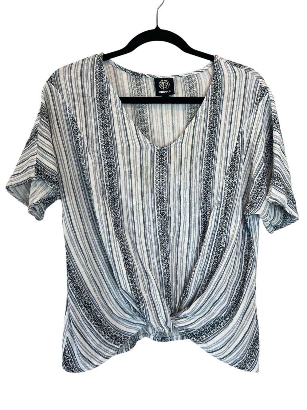 Bobeau twist-front v-neck blouse -blue/white- small